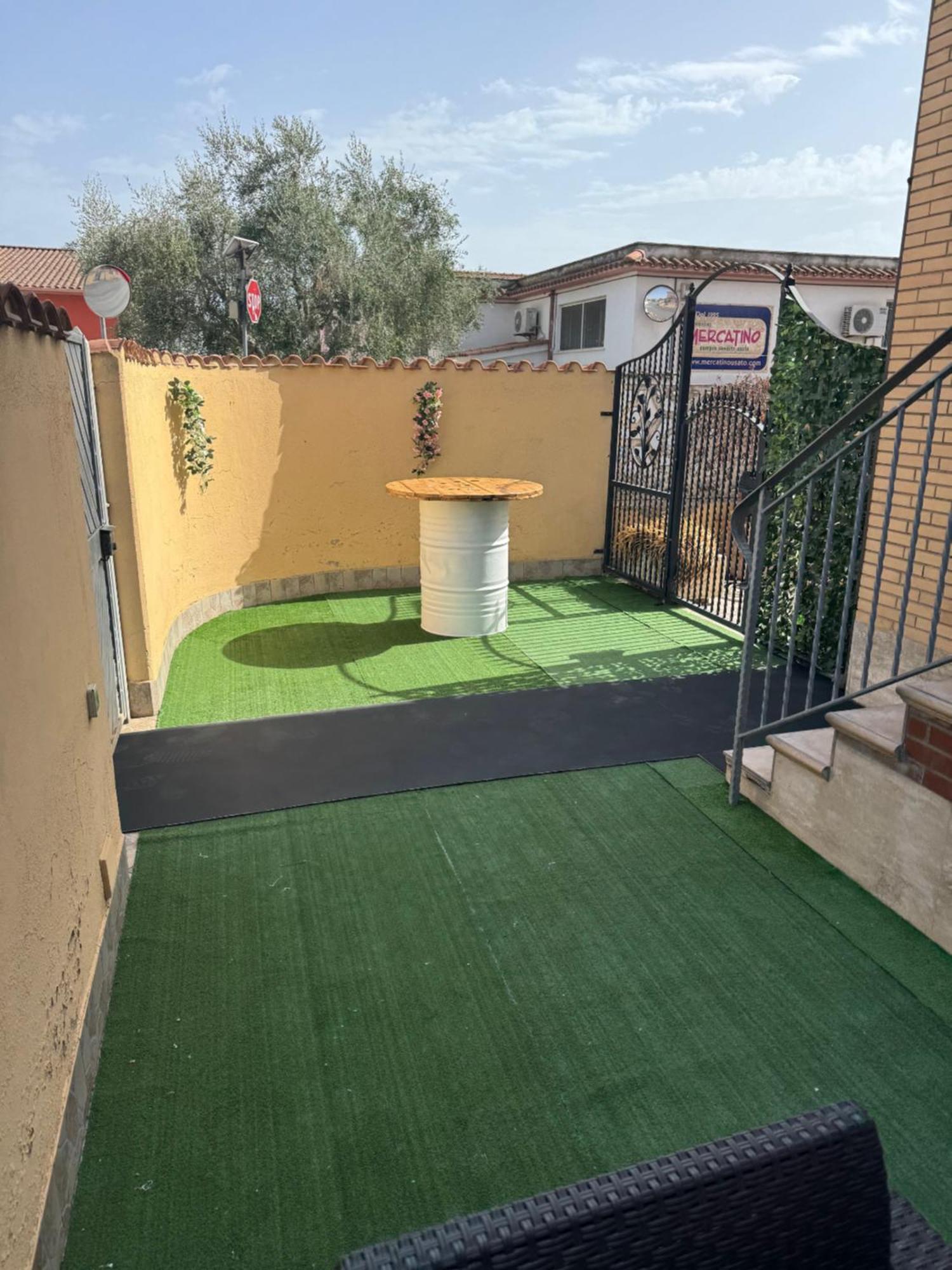 Guest House La Casaccia Fiumicino Exteriör bild